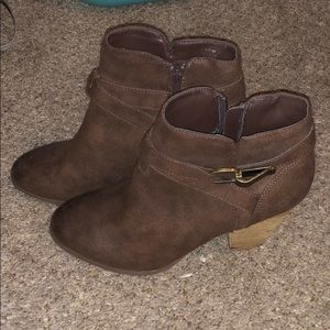 Francescas booties size 8.5